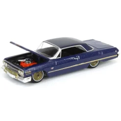 1/64 1963 Chevrolet Impala, Dark Blue & Gold, California Lowriders Series 5