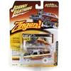 1/64 1985 Chevrolet Silverado, Sunset Yellow, Zinger, Johnny Lightning - White Lightning Chase