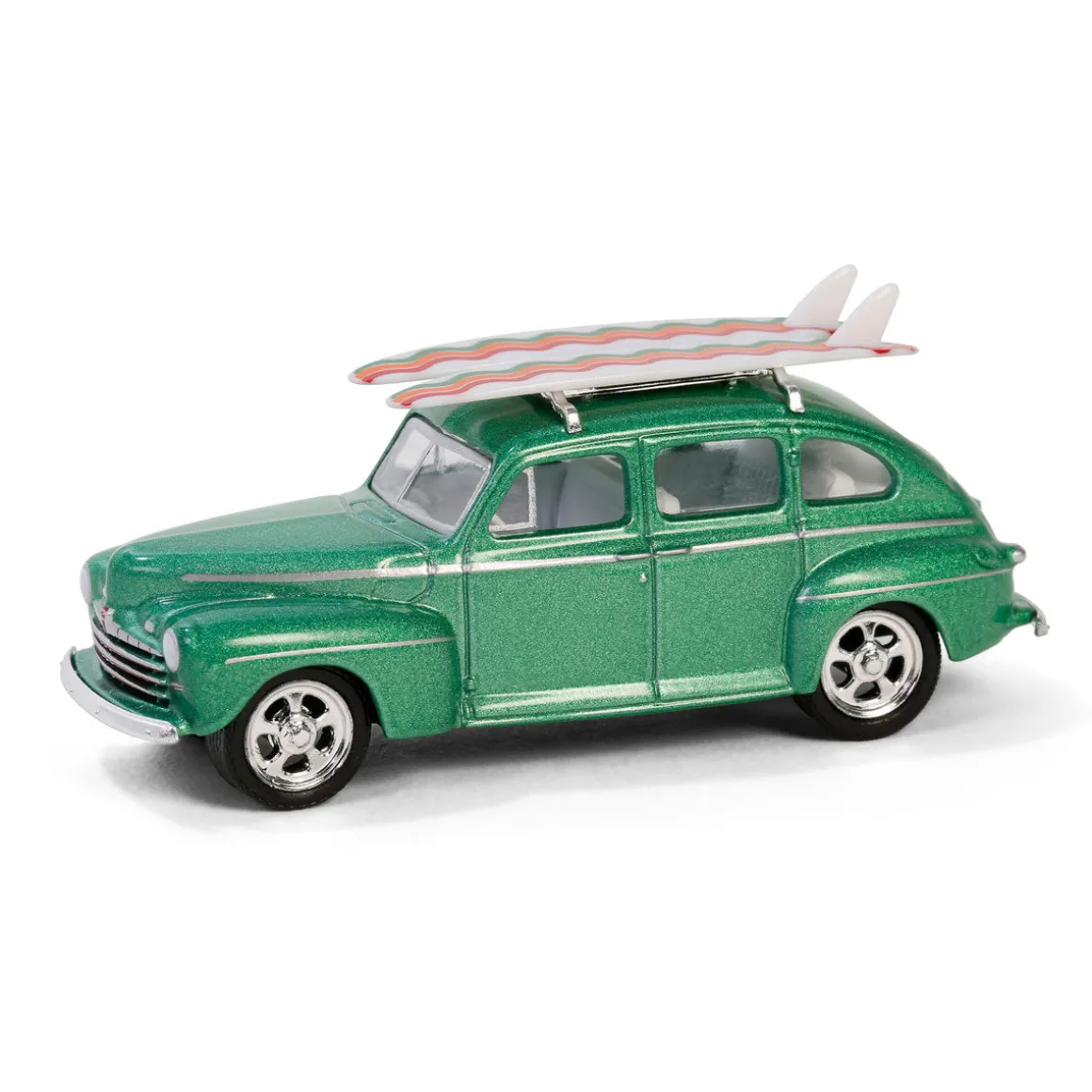 1/64 1946 Ford Fordor Super Deluxe with Roof Rack & Surfboards, Hobby Shop Series 16