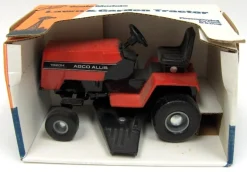 1/16 AGCO Allis 1920H Lawn Mower w/ deck & rear hitch, by Scale Models