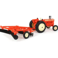 1/16 Allis Chalmers D19 with Disk Harrow