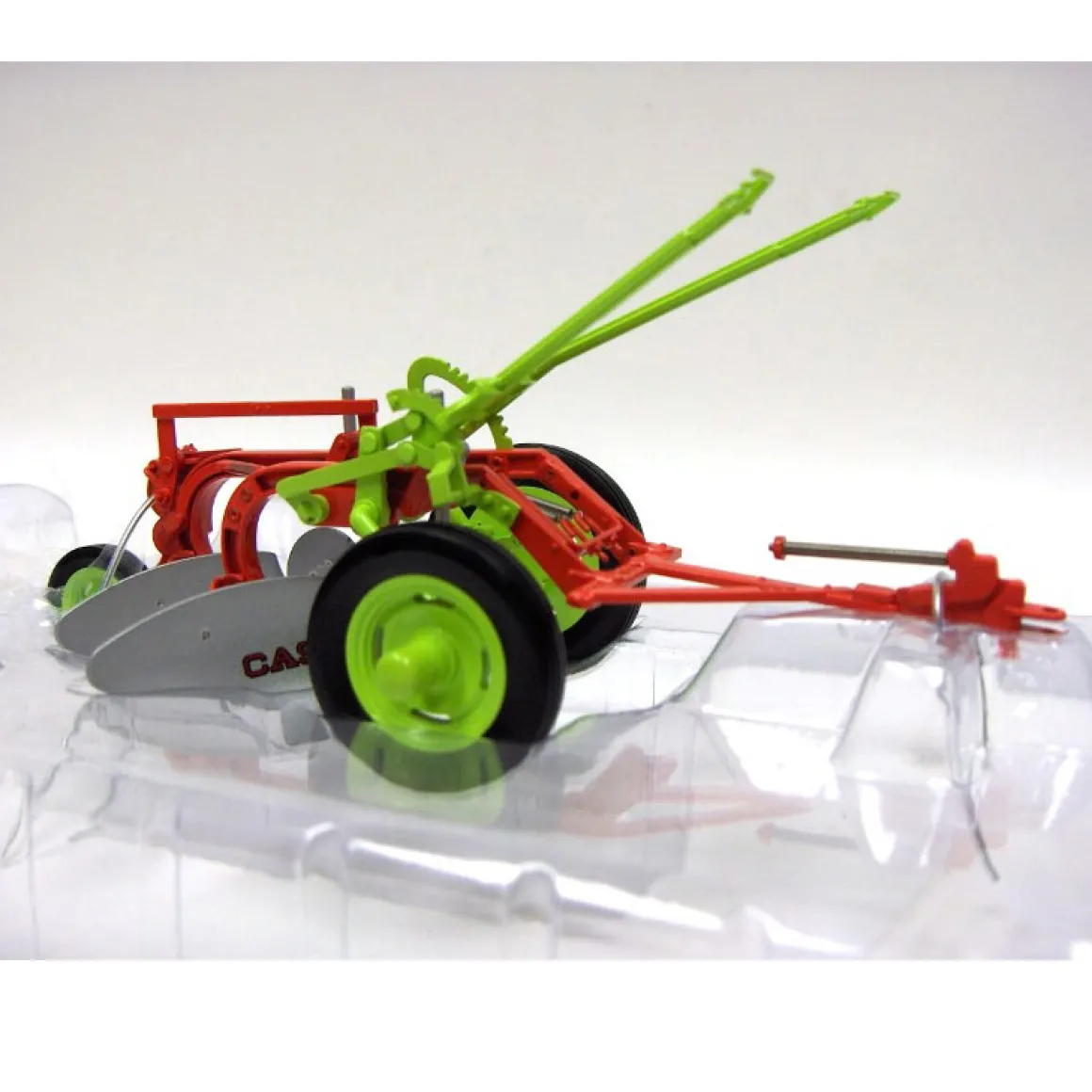 1/16 Case Centennial Plow with Rubber Wheels (Green & Orange)