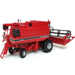 1/32 Case IH 1640 Axial-Flow Combine with 825 Header, European Version