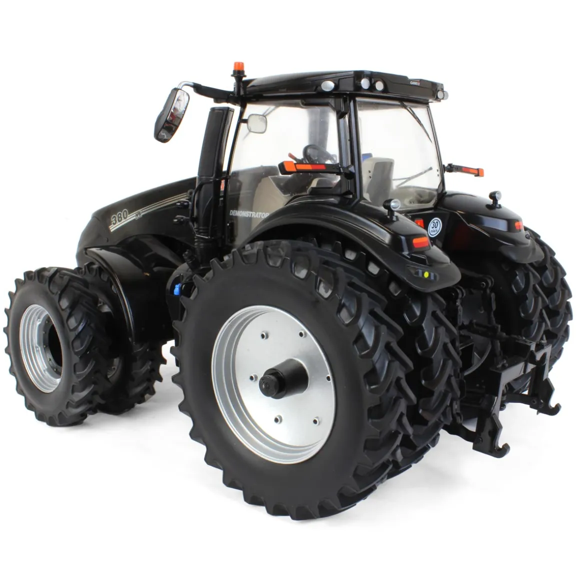1/16 Case IH AFS Connect Magnum 380 Demonstrator w/ Front & Rear Duals