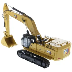 1/50 CAT 395 Next Generation Hydraulic Excavator (General Purpose Version) w/ Bucket, Hammer & Shear