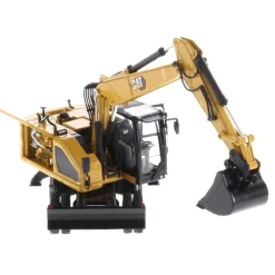 1/50 CAT M318 Wheeled Excavator w/ Bucket & Grapple