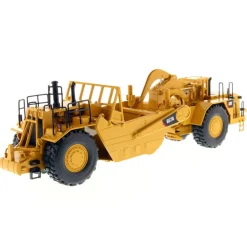 1/50 Caterpillar 657 G Wheel Tractor Scraper