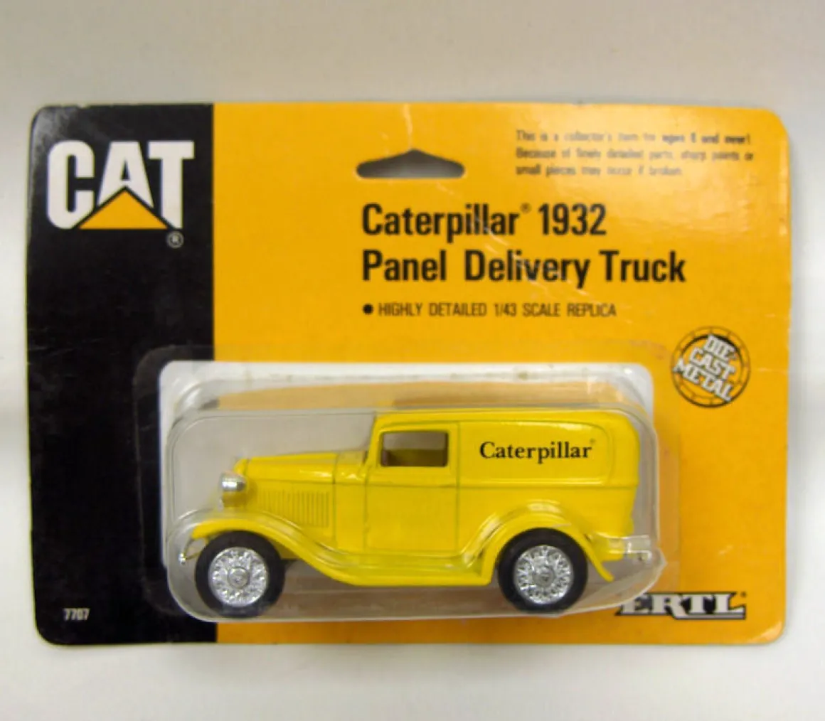 1/43 Caterpillar 1932 Panel Delivery Truck by ERTL
