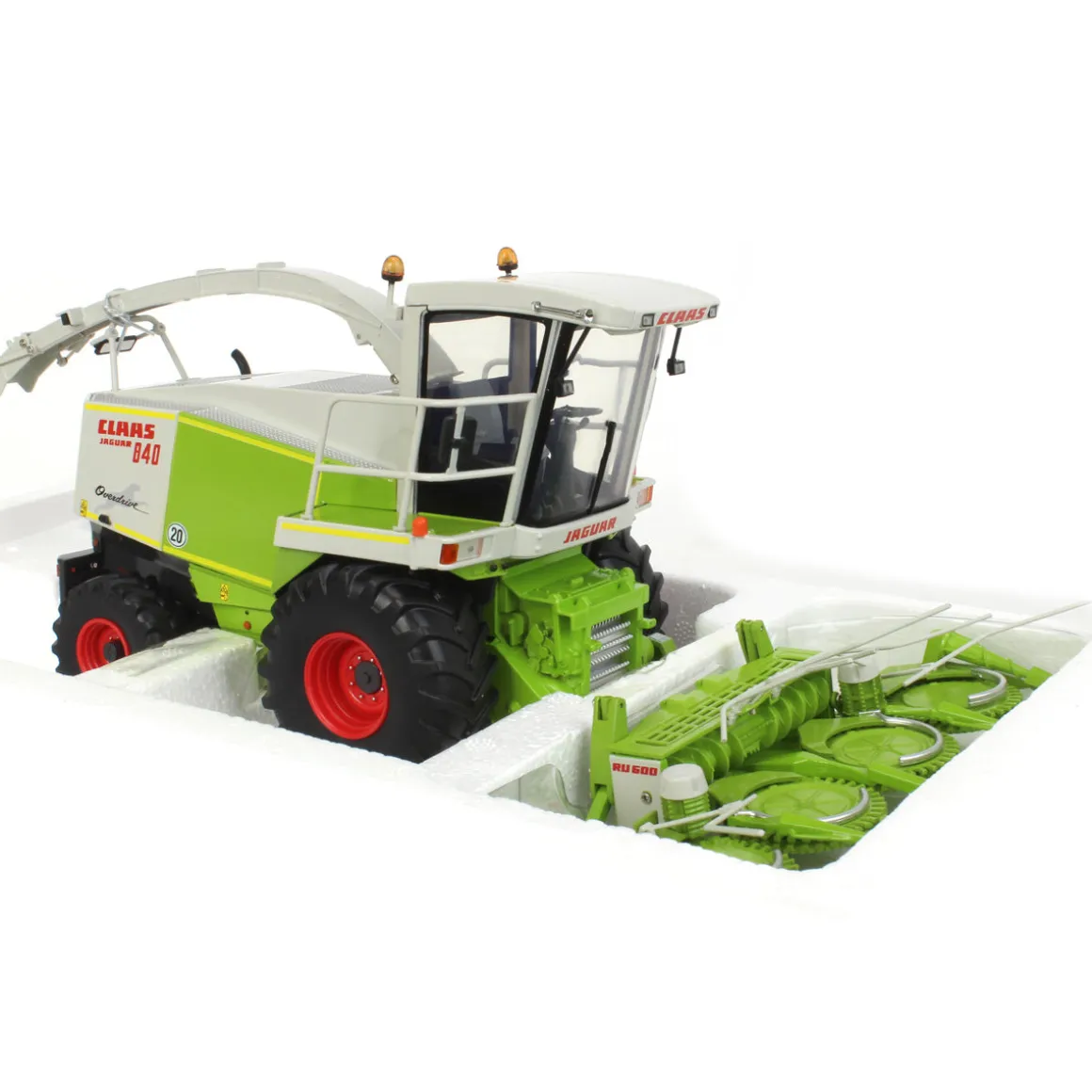 1/32 Claas Jaguar 840 Overdrive with RU 600 Head