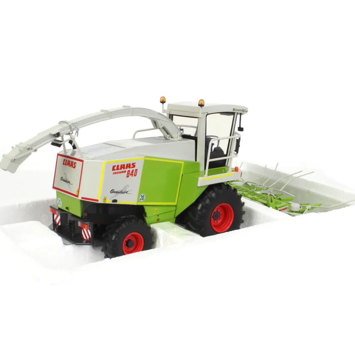 1/32 Claas Jaguar 840 Overdrive with RU 600 Head