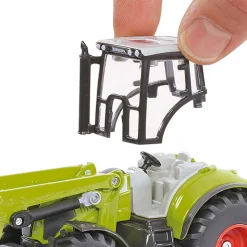 1/50 Claas MFD Tractor with Loader