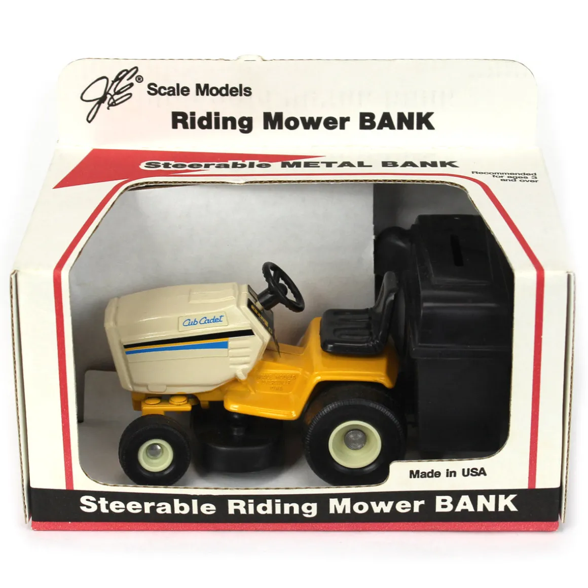1/16 Cub Cadet Lawn Mower Bank with Bagger