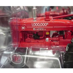 1/16 Farmall M 1 Millionth, IH 100 Years Centennial Edition