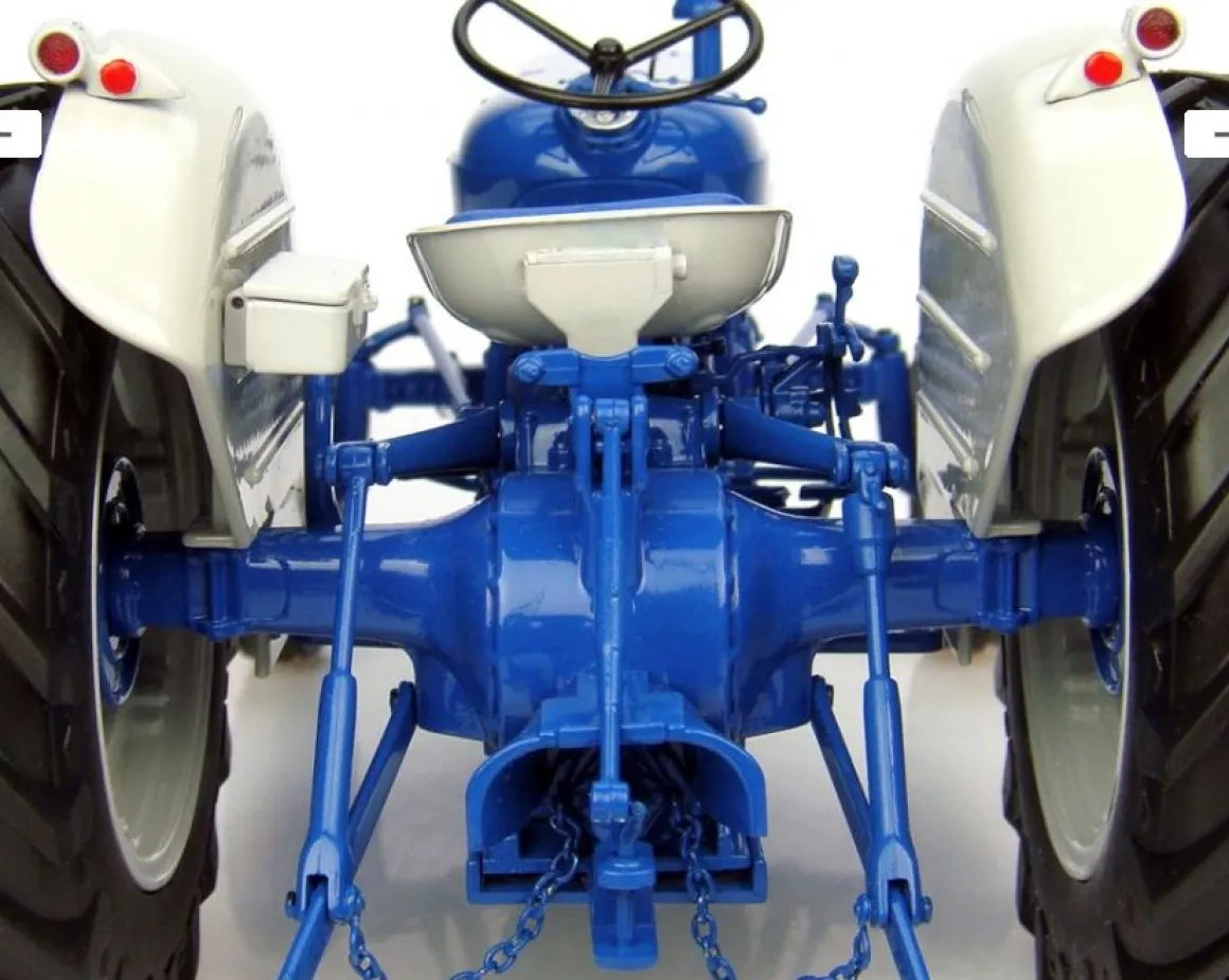 1/16 Ford 1962 Dexta Super New Performance Edition