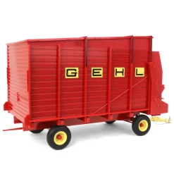 1/16 GEHL 640 Forage Wagon by SpecCast