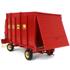 1/16 GEHL 640 Forage Wagon by SpecCast