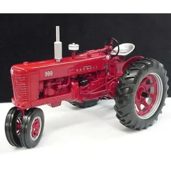 1/16 High Detail IH Farmall 300 Gas Narrow Front