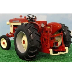 1/16 High Detail International 340 Diesel, 2007 Lafayette Farm Toy Show