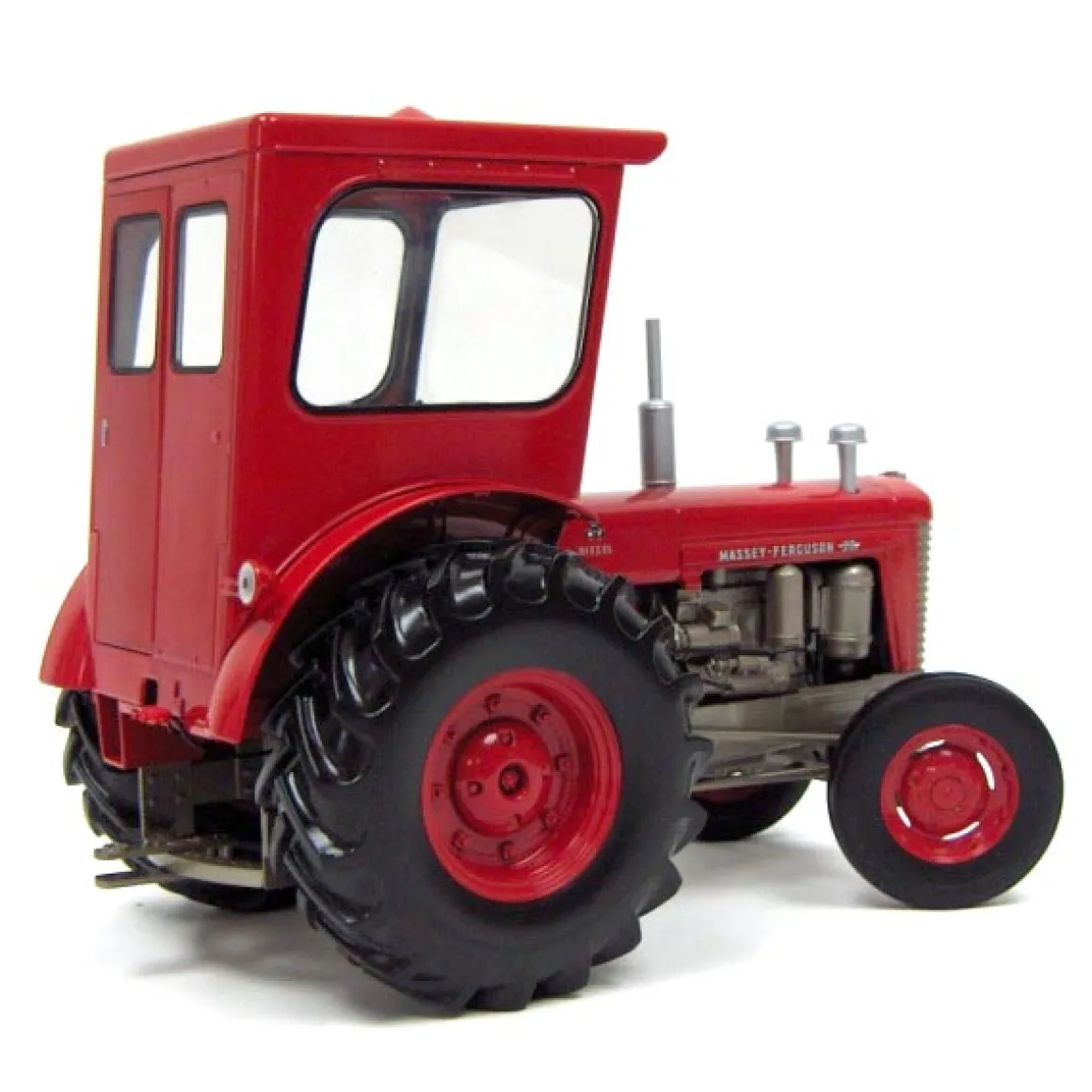 1/16 High Detail Massey Ferguson 98 GM Diesel with Cab