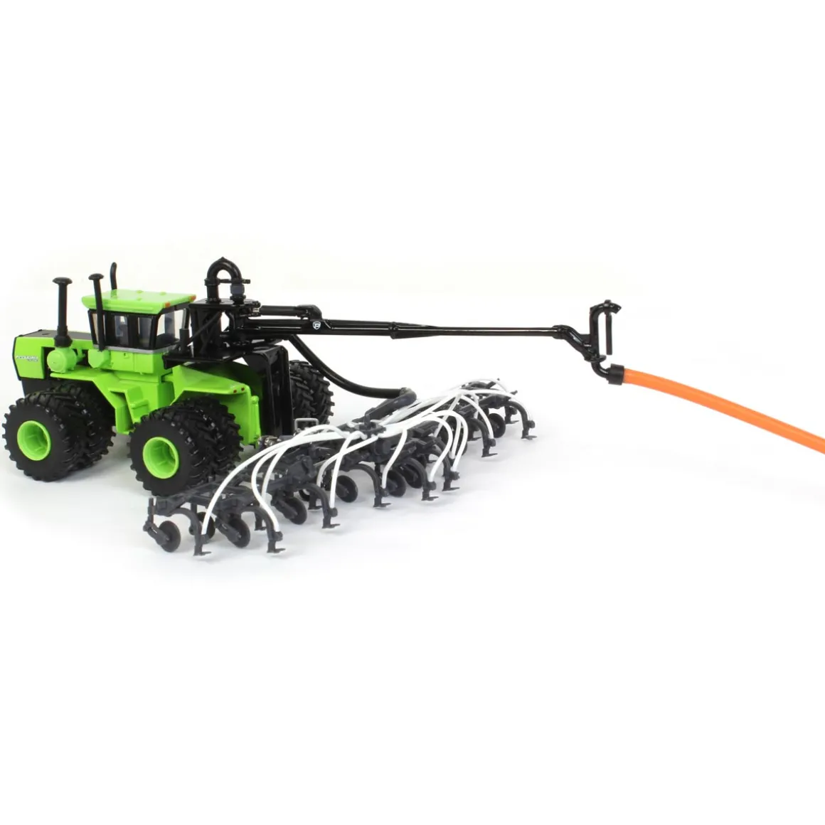 1/64 High Detail Puck Manure 4-Wheel Drive Tractor Mounted Swingarm with Dietrich Toolbar
