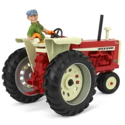 1/16 IH Farmall 1206 with Lowell Davis Figure with Foxfire Farms "Warren" Figurine