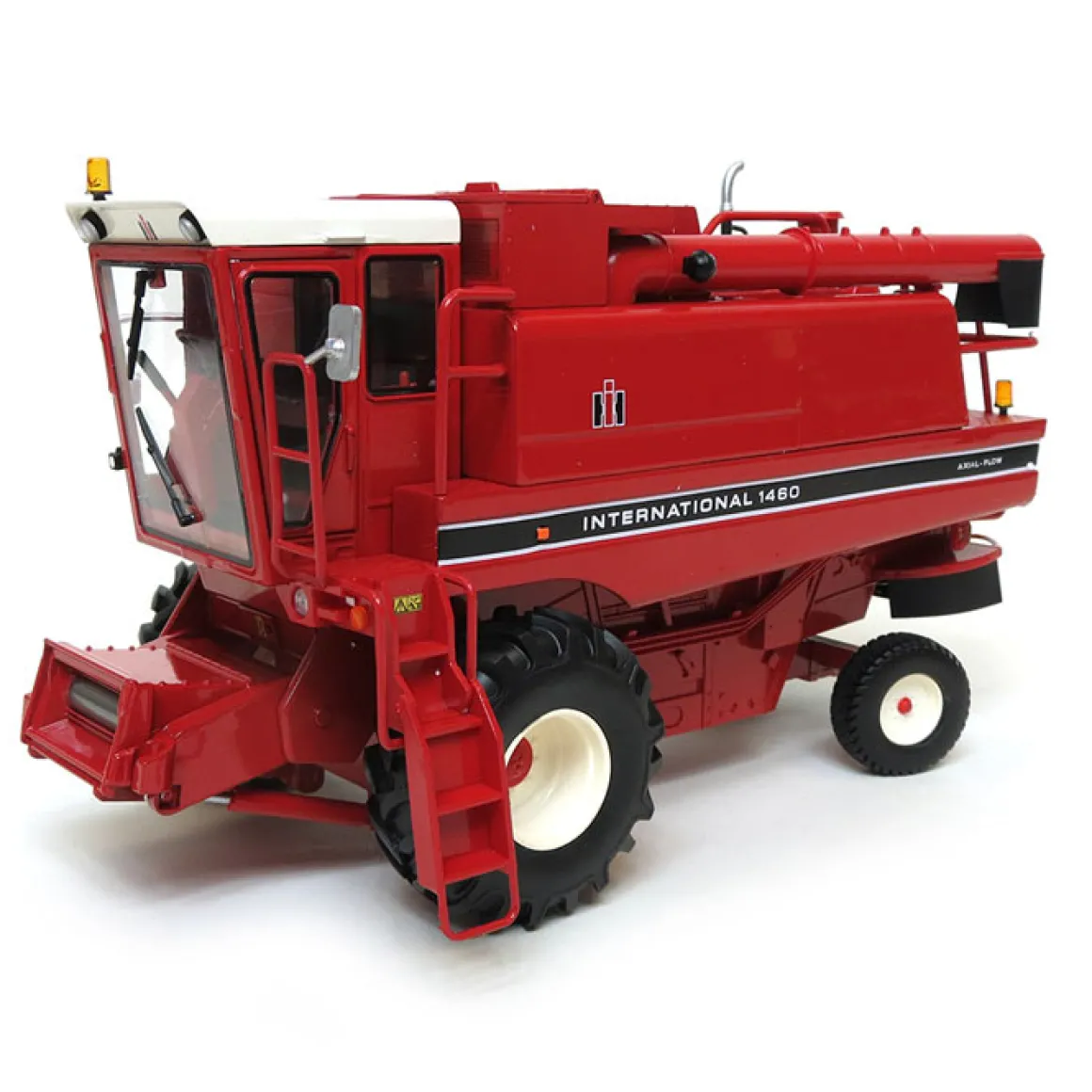 1/32 International 1460 Axial-Flow Combine with Grain Head, European Version