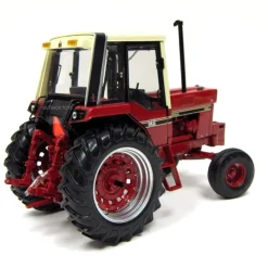 1/16 International 1086 Tri Stripe, ERTL Precision Key Series #6