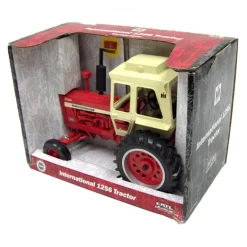 1/16 International 1256 Turbo Tractor with Cab by ERTL