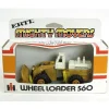 1/64 International 560 Wheel Loader, ERTL Mighty Movers