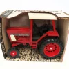 1/16 International 886 with 4 Post ROPS