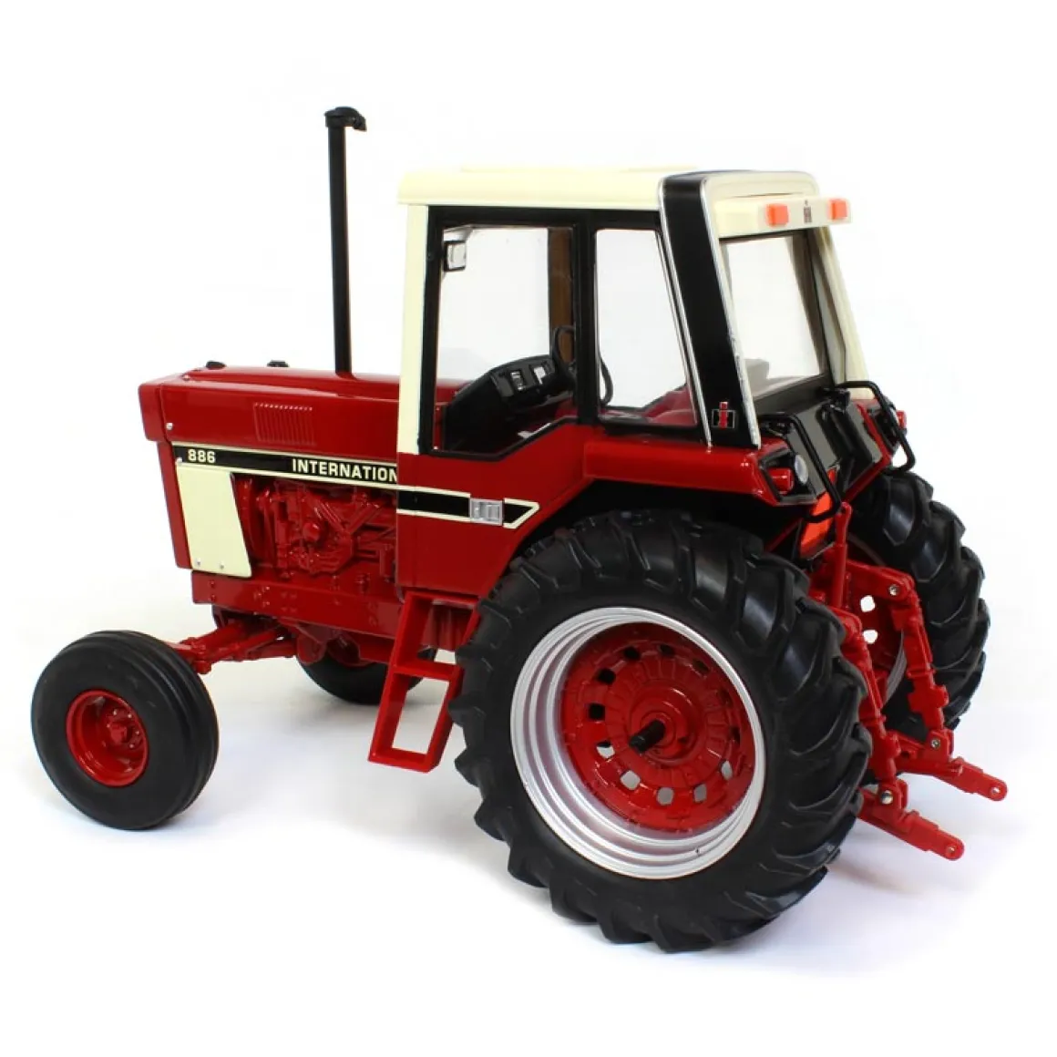 1/16 International 886 with Cab, 2018 National Farm Toy Show