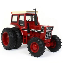 1/16 International Harvester 1566 Black Stripe with Cab, MFD & Duals, ERTL Prestige Collection