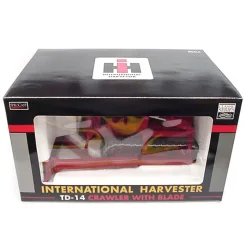 1/16 International Harvester TD-14A with Blade & Steel Tracks