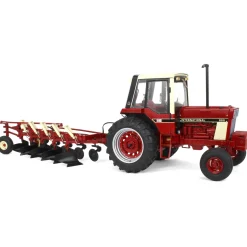 1/16 International Harvester 986 with Cab & 720 Plow, ERTL Precision Heritage Series