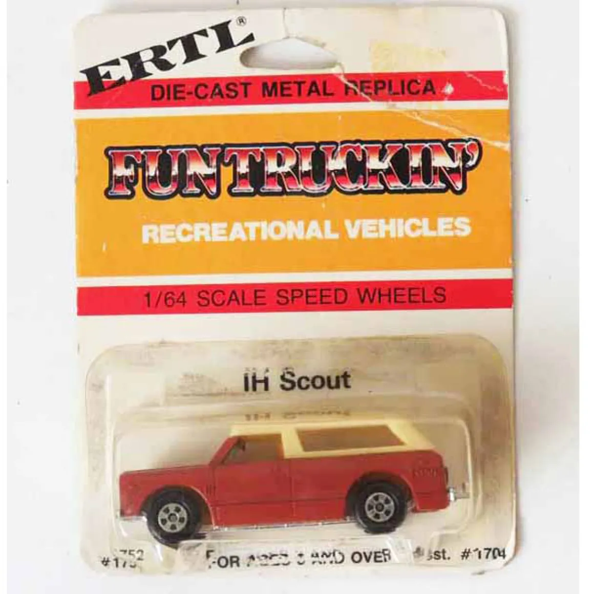 1/64 International Harvester Traveler Scout by ERTL