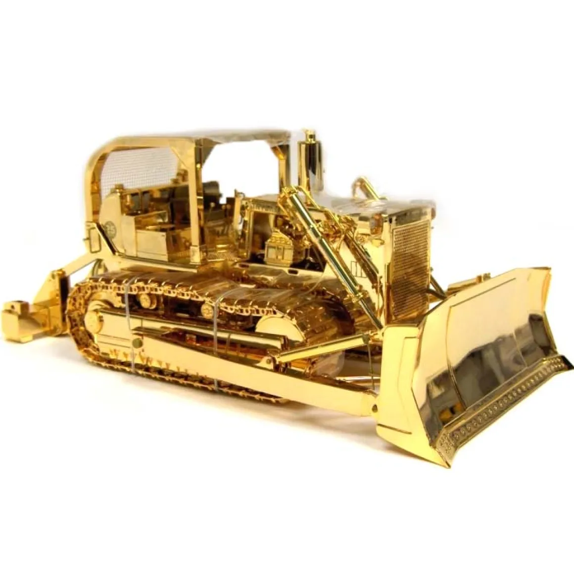1/25 International TD-25 Crawler, Golden Edition by 1st Gear