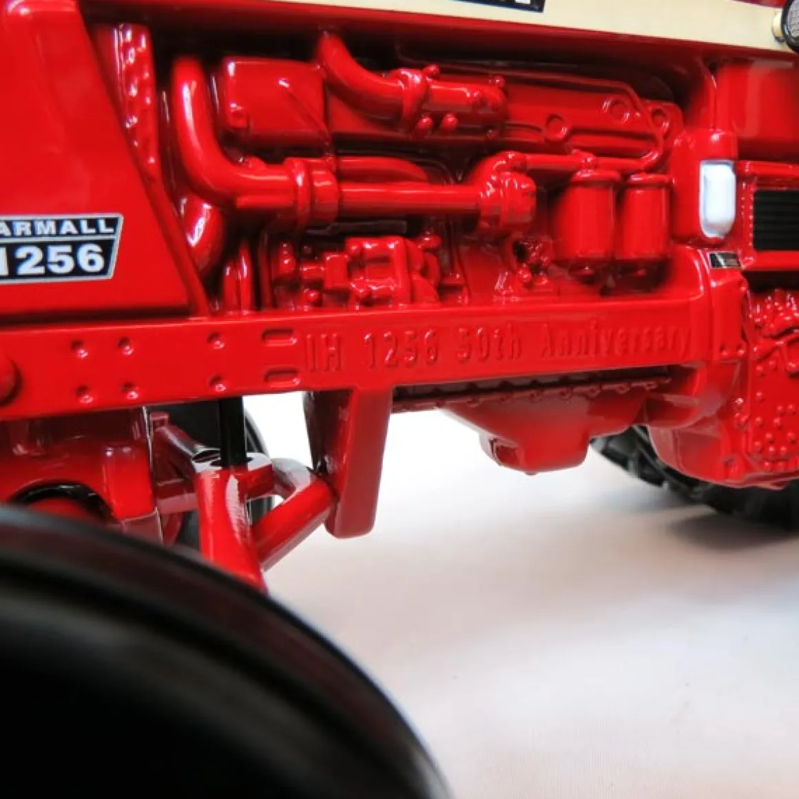 1/16 International Turbo 1256 Ice Cream Box Cab with Duals, 50th Anniversary Collector Edition