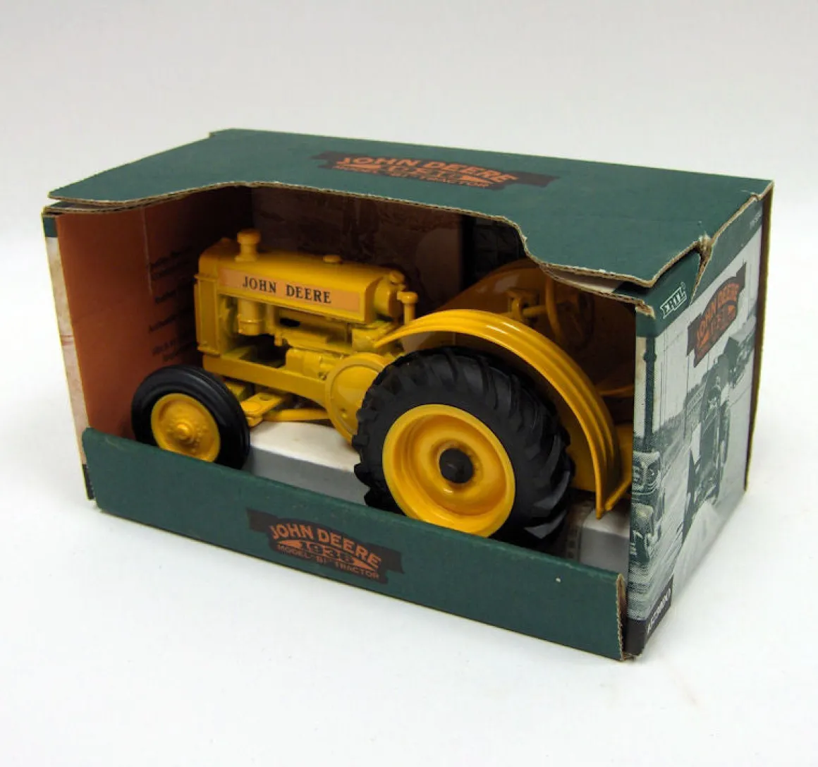 1/16 John Deere 1936 Model BI Tractor with Rubber Tires by ERTL