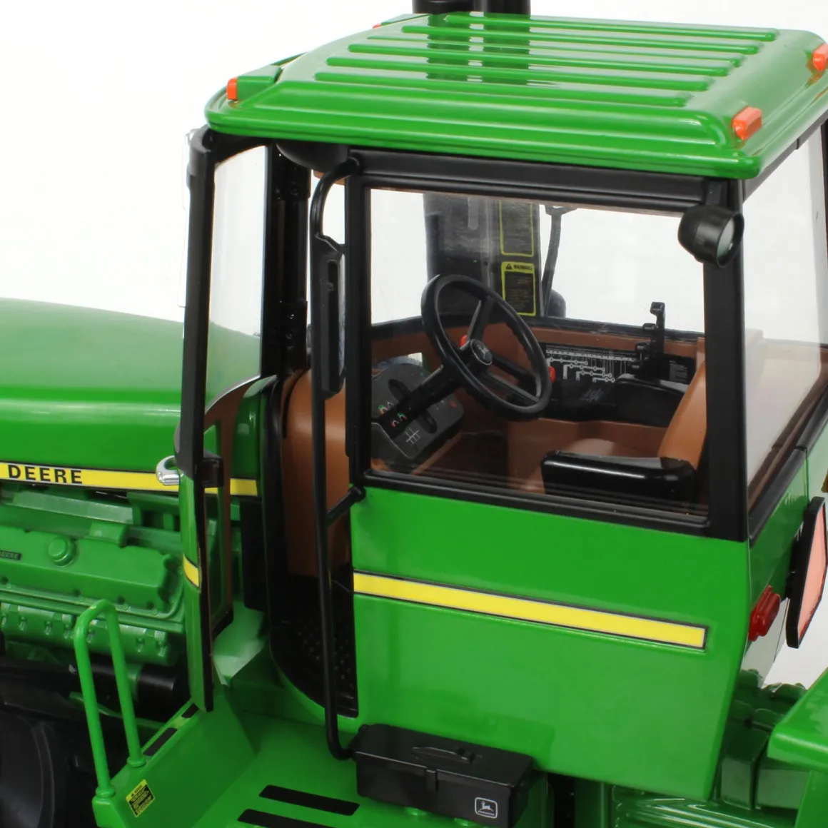 1/16 John Deere 8850 4WD with Front & Rear Duals, ERTL Prestige Select #3