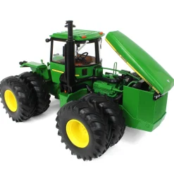 1/16 John Deere 8850 4WD with Front & Rear Duals, ERTL Prestige Select #3
