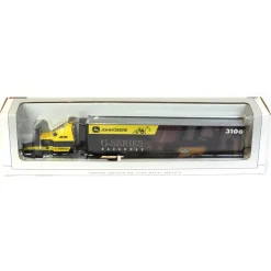 1/64 Kenworth T600 with John Deere G-Series Backhoes Box Trailer