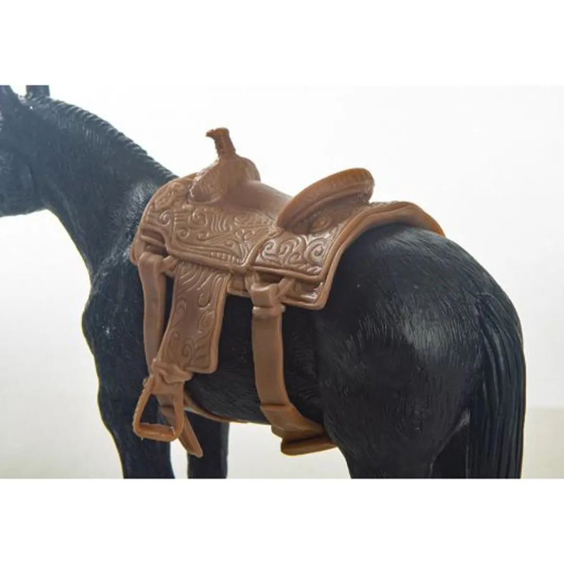 1/16 Little Buster Toys Calf Roping Saddle