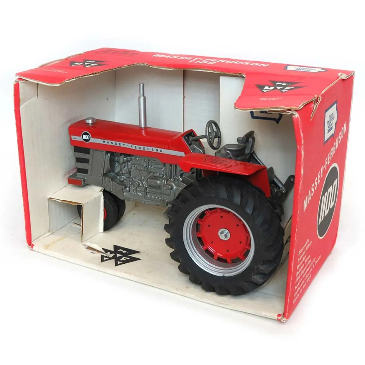 1/16 Massey Ferguson 1100 Narrow Front, 1993 Farm Progress Show