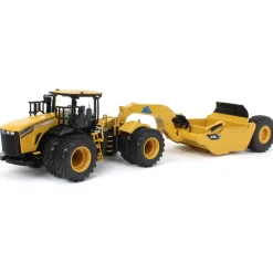 1/50 Mobile Track Solutions 3630 Switchback Articulating 4WD Tractor & 33-38XL Towed Scraper