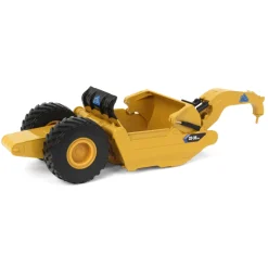 1/50 Mobile Track Solutions 33-38XL Towed Scraper