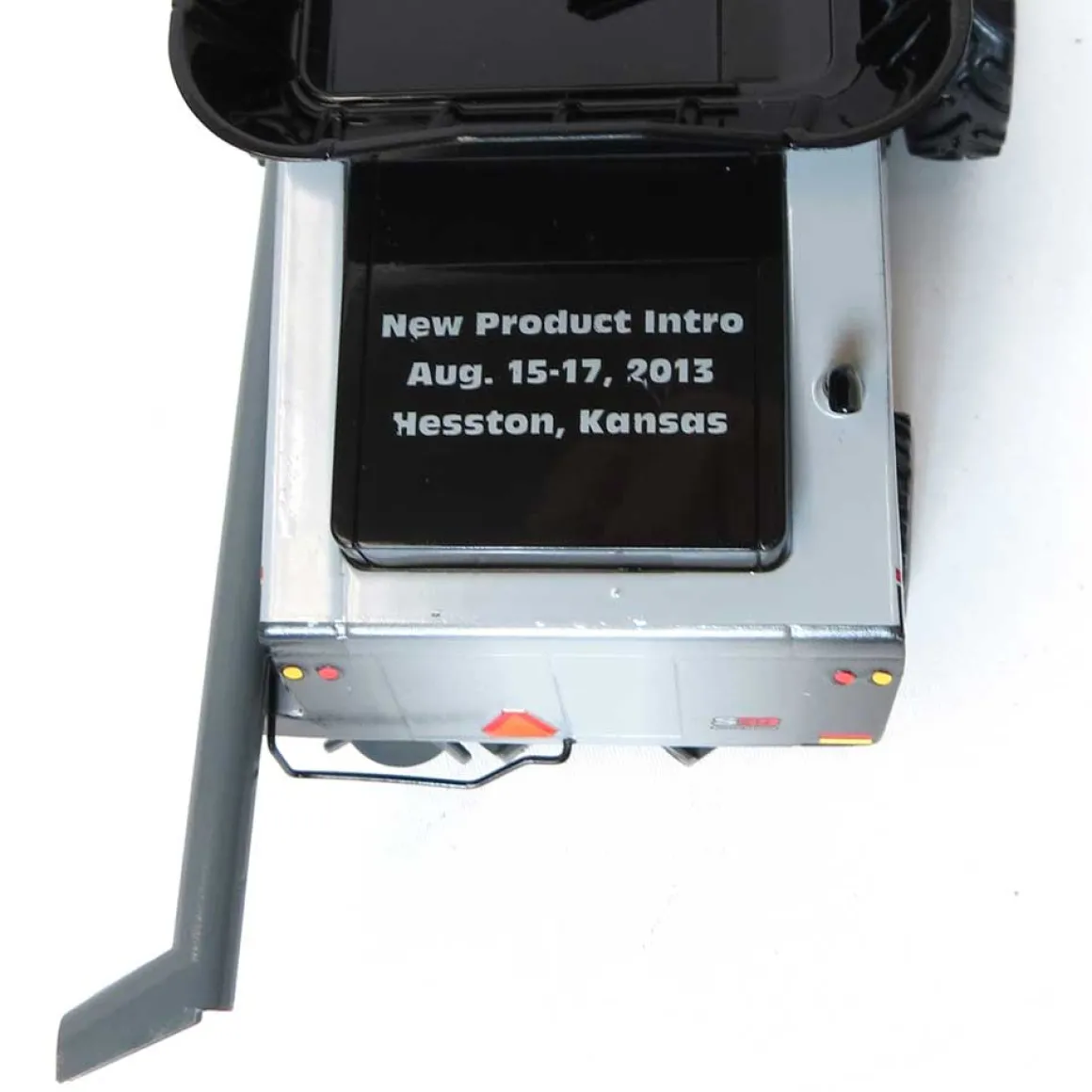 1/64 New Product Intro Edition High Detail Gleaner Super 88 Combine