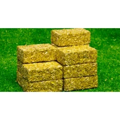 1/32 Pack of 4 Rectangular Straw Bales