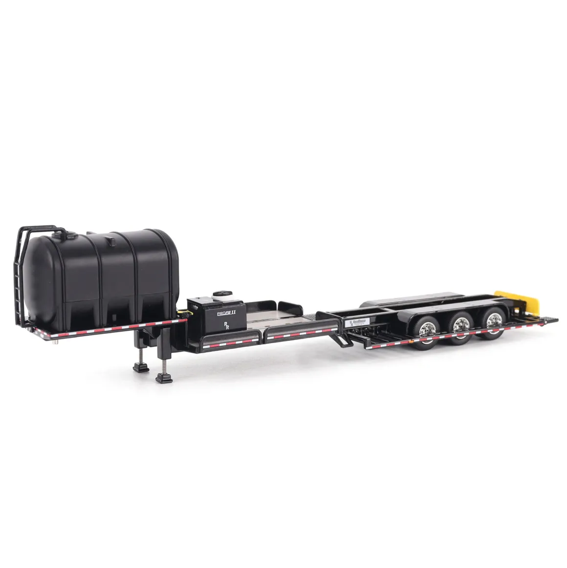 1/64 RoadRunner Manufacturing Model 4000 Sprayer Trailer