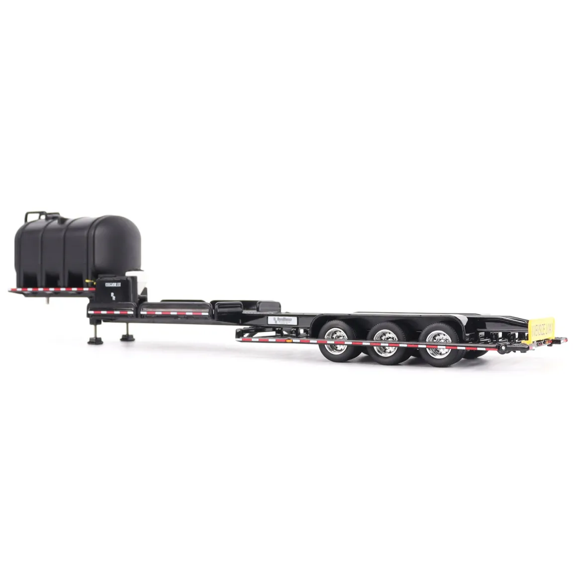 1/64 RoadRunner Manufacturing Model 4000 Sprayer Trailer