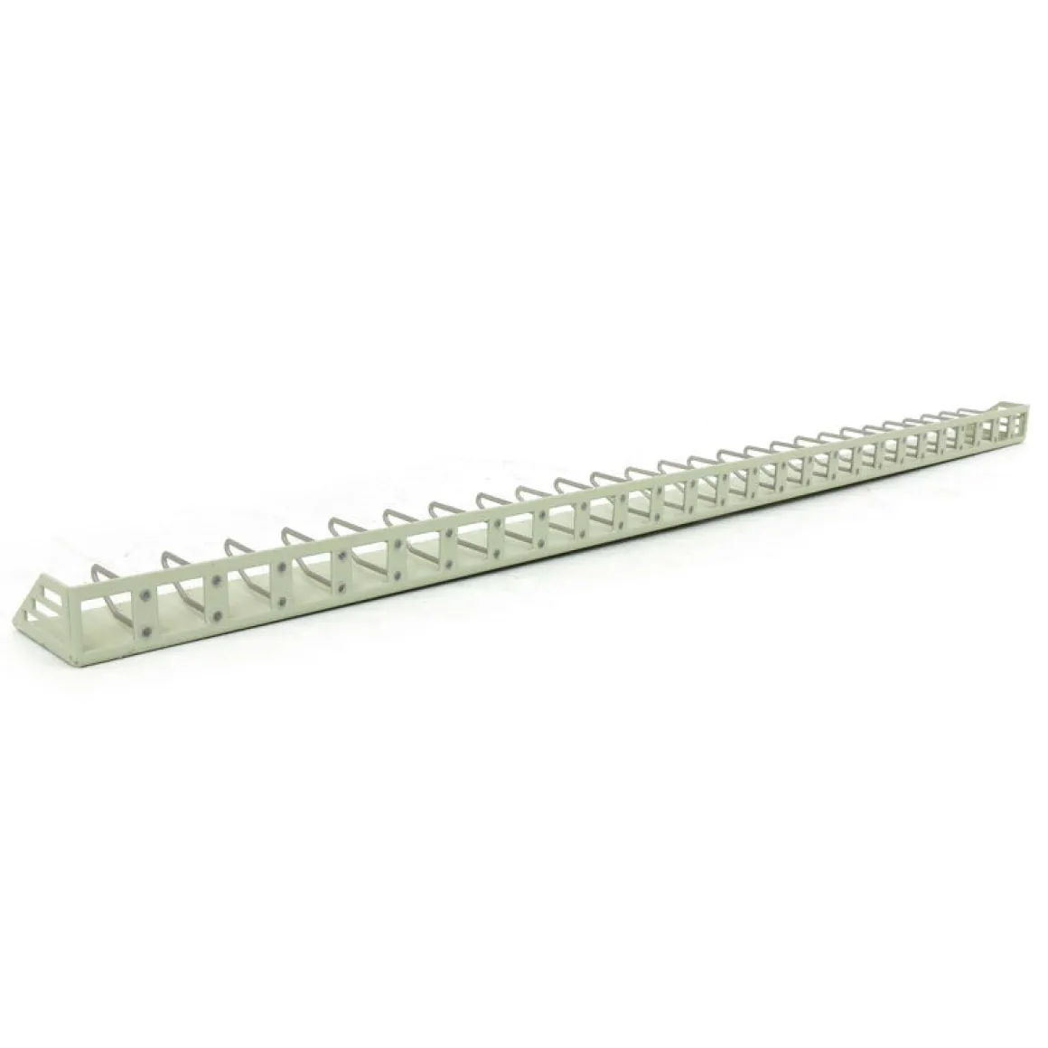 1/64 ST383 27 Cow Stanchion Row on Metal Frame, 20" Long